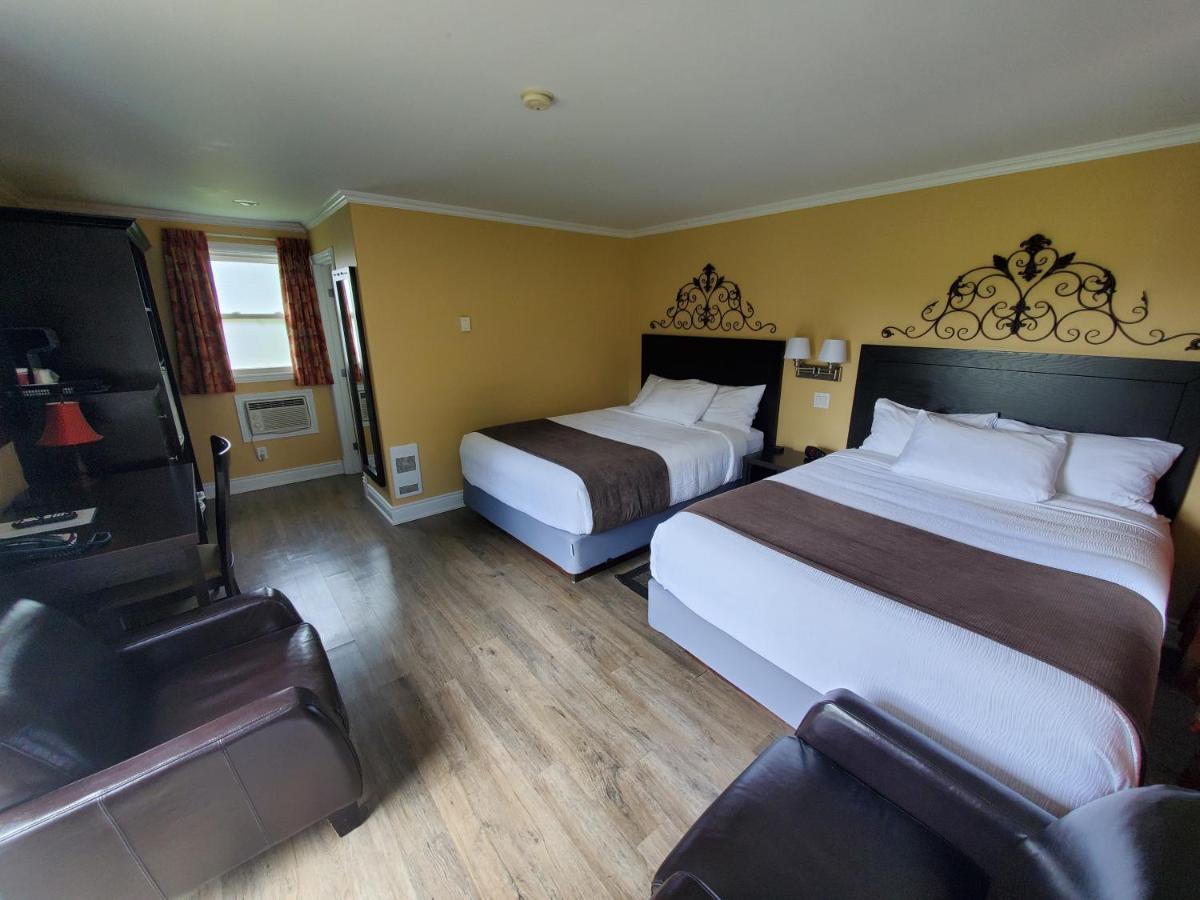 Sunny Isle Motel Саммерсайд Экстерьер фото